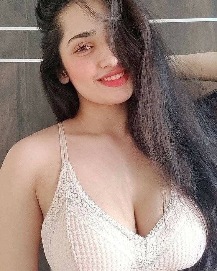 Maira escorts bahrain 