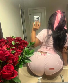 Miley, Bahrain escort, Fisting Bahrain Escorts – vagina & anal